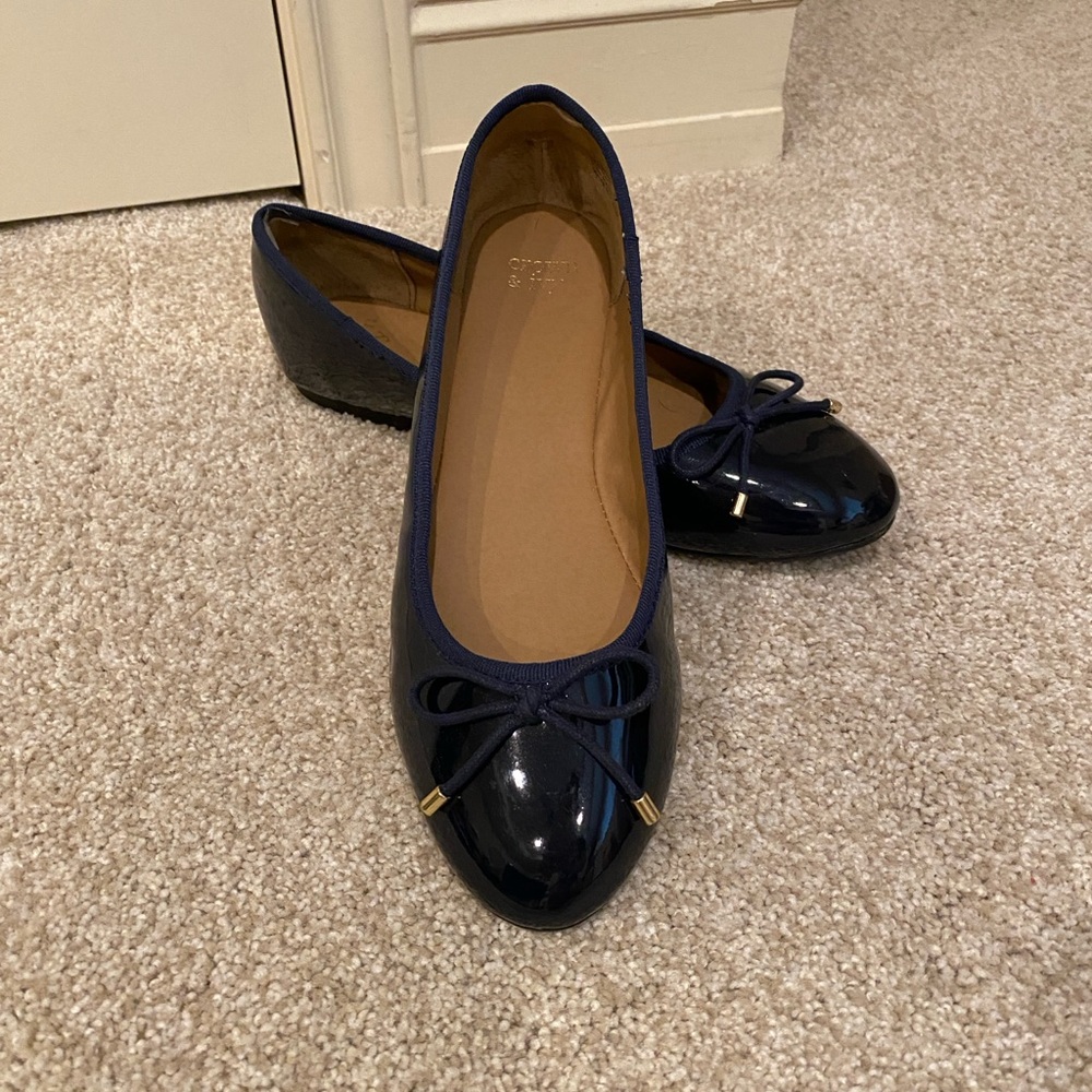 Crown & Ivy Blue Classic Flats